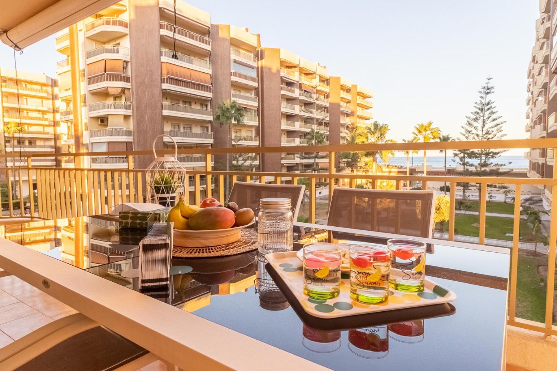 Apartamento Sofia Fuengirola Vistas Al Mar Atardeceres Magicos Exterior photo